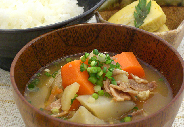 Traditional Miso Soup with Sliced Pork and Vegetables <br> (Tonjiru)<br> 豚汁 2