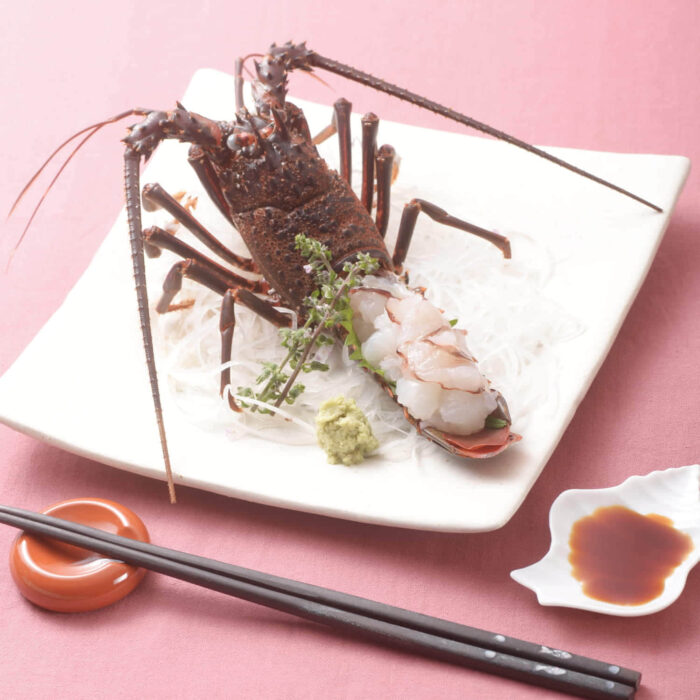 [HINODE] GIFT ISE-EBI – LUXURIOUS JAPANESE SPINY LOBSTER – FRESH FROZEN BY ULTRA-RAPID FREEZING 2