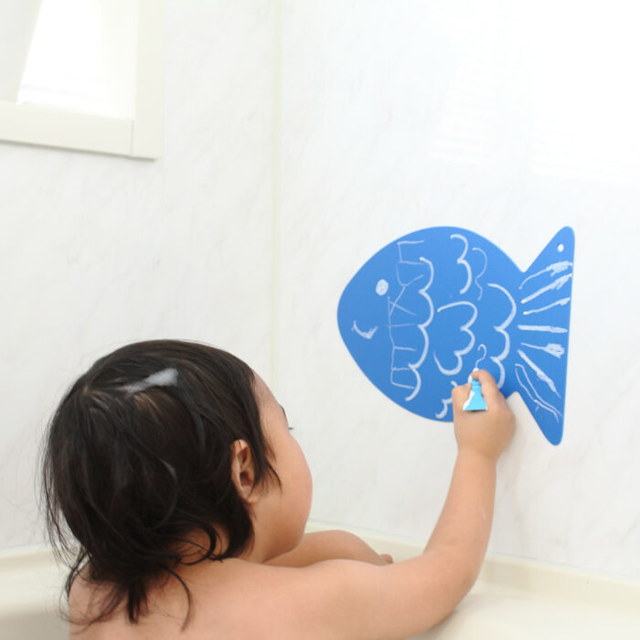 [KITPAS] DRAWING BOARD (FISH) WITH BATH SHOWER CRAYON – STICK ON TILES FLOAT ON WATER – LEARN PLAY 2